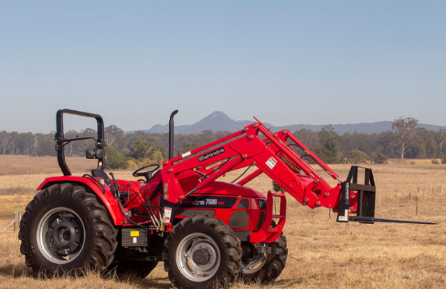 Mahindra Tractor 7590 4WD 4in1 Package #620009